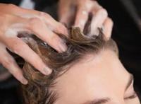 美发洗头教学手法