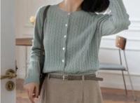 秋季肤色与衣服搭配