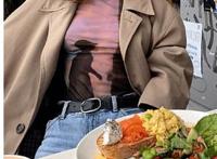 秋季肤色与衣服搭配
