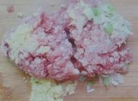 油炸肉丸子的家常做法简单