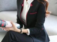 皮肤黑的人穿什么颜色的衣服