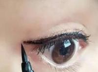 眼线怎么纹好看