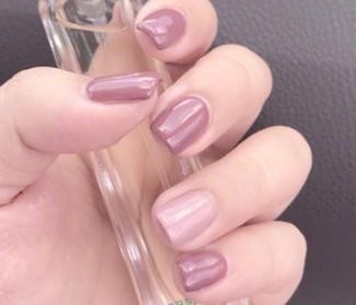 美甲夏天显白图片最新款