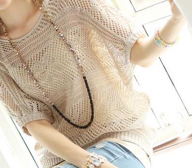 镂空针织衫搭配什么内搭