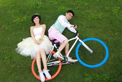 个性创意婚纱照