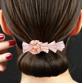 懒人扎出简单漂亮头发步骤