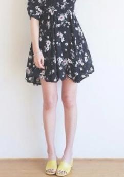 什么鞋子百搭各种裙子