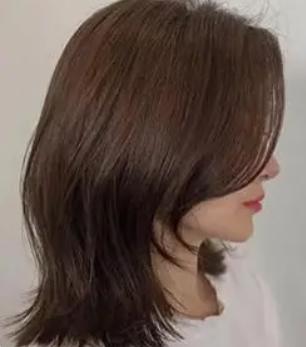 50岁女人留啥发型好看照片