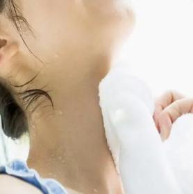 女人身体不爱出汗怎么回事