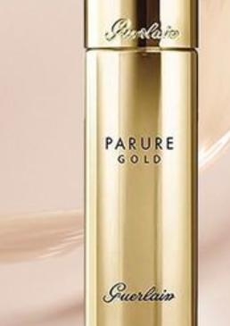 适合遮瑕斑点的粉底液