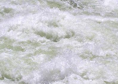 梦见河水暴涨是什么意思