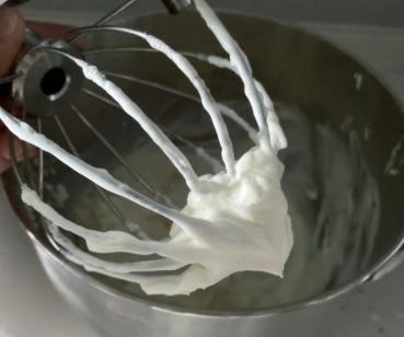 蛋糕店蛋糕的制作方法和步骤