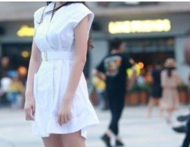 夏天穿什么衣服好
