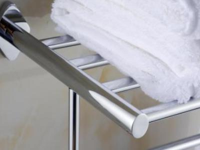浴巾架安装在什么位置好