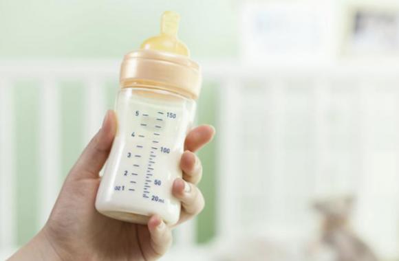 宝宝喝奶粉有什么好处