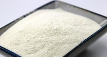 牛奶和奶粉哪个有营养哪个更好