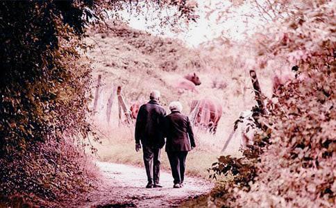 梦见死去的奶奶是什么兆头