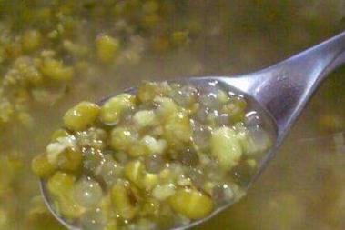 绿豆煮水7分钟最排毒