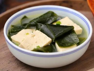 海带豆腐汤的功效与作用有哪些