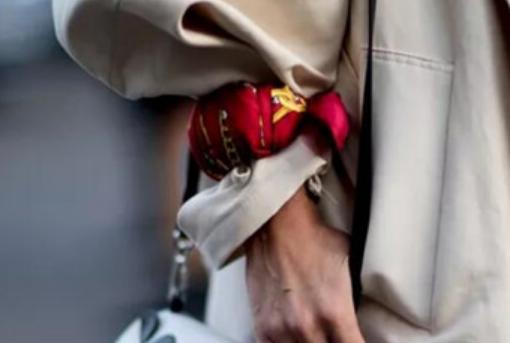 小长条丝巾的18种系法日常