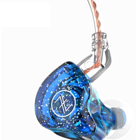 为什么唱歌的时候要戴耳机