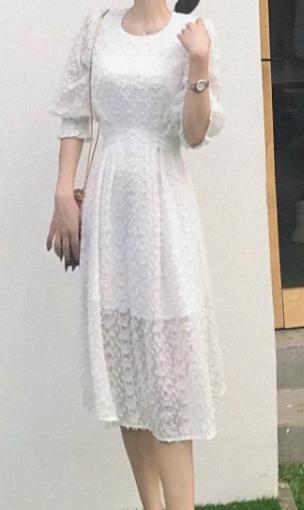 女士豆豆鞋配什么裤子好看