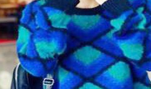 孔雀蓝配什么颜色小编分享三种搭配