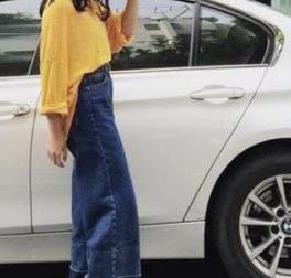 冬天最显贵的藏蓝色和什么颜色最搭