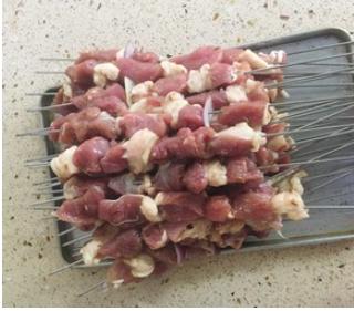 在家做烤肉串的简单做法