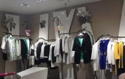 淘宝服装店名