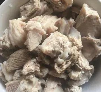 羊肉白萝卜汤的做法