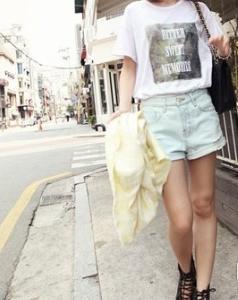 短裤牛仔衣怎么搭配