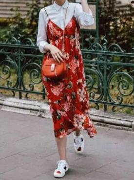 休闲鞋配什么裙子好看