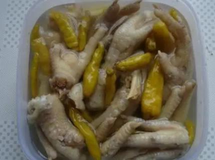 孕妇怀孕了能吃泡椒凤爪吗