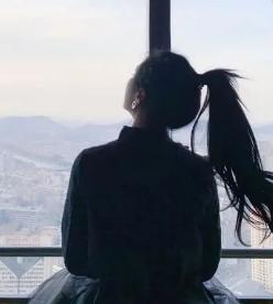 流行烫发发型图片