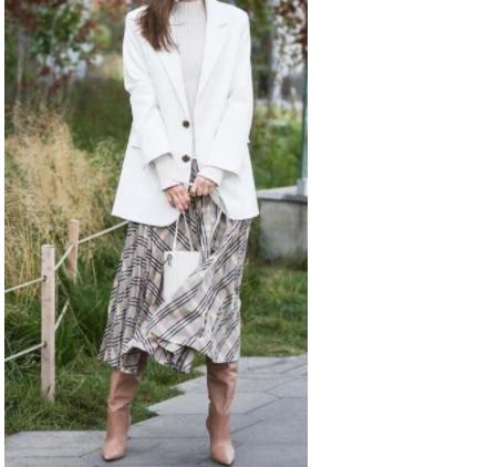 夏天穿什么颜色裙子显气质