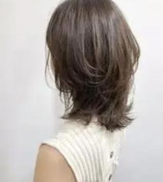 脸大的女生适合怎样的发型