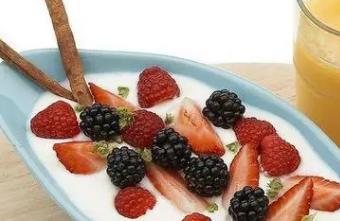 二个月的孕妇吃什么食物好