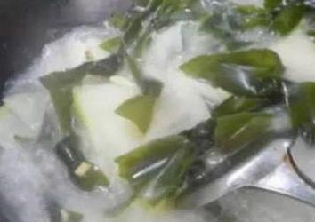 冬瓜海带瘦肉汤
