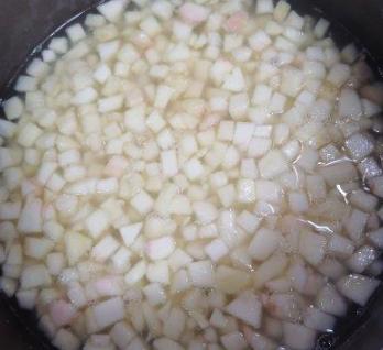 桃子果酱的做法