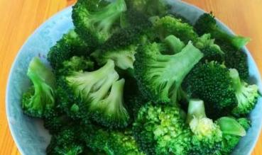 家常炒西兰花的做法