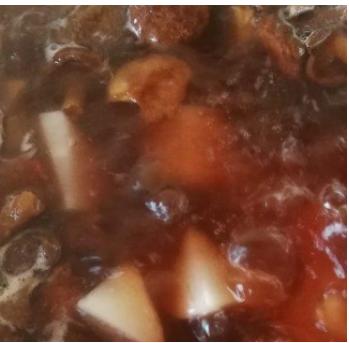 排骨胡萝卜红菇汤